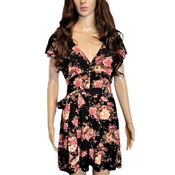 AMERICAN EAGLE OUTFITTERS Black Floral Mini Dress Size Small - Picture 2 of 5